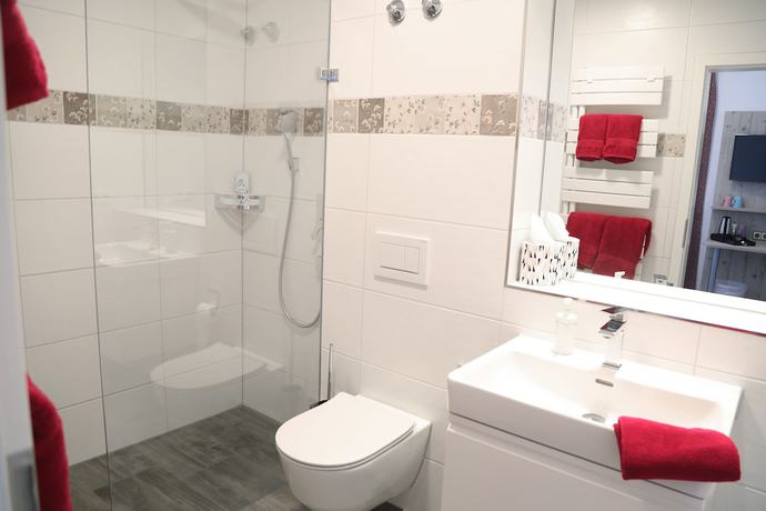 Imagen de la habitación del Hotel Neuenburger Hof. Foto 20