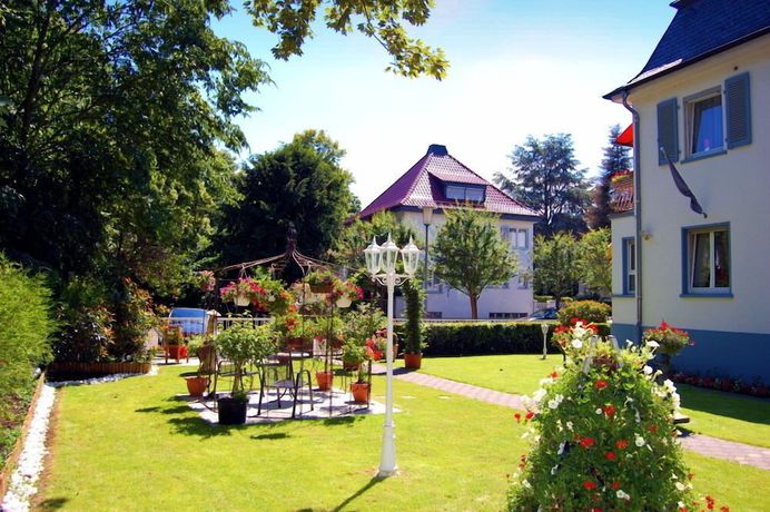Imagen de los exteriores del Hotel Neuh&ouml;fer am S&uuml;dpark. Foto 6