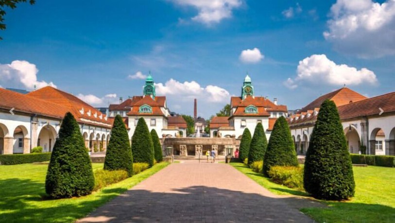 Imagen de los exteriores del Hotel Neuh&ouml;fer am S&uuml;dpark. Foto 9