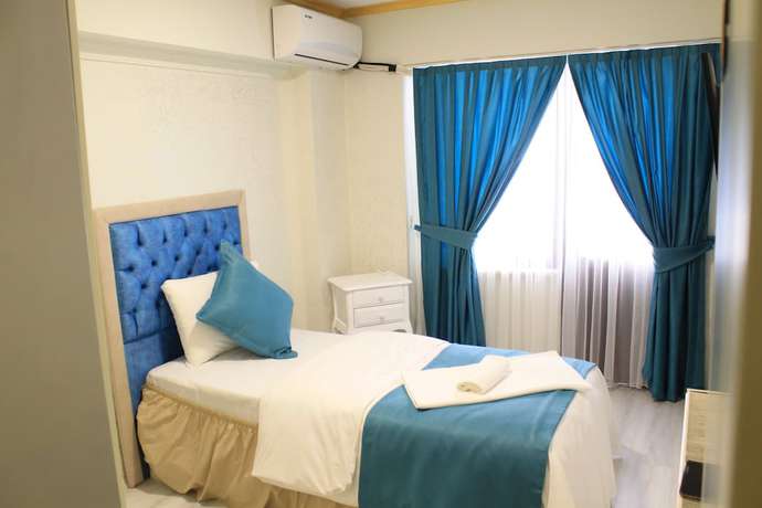 Imagen de la habitación del Hotel Nevizade. Foto 16