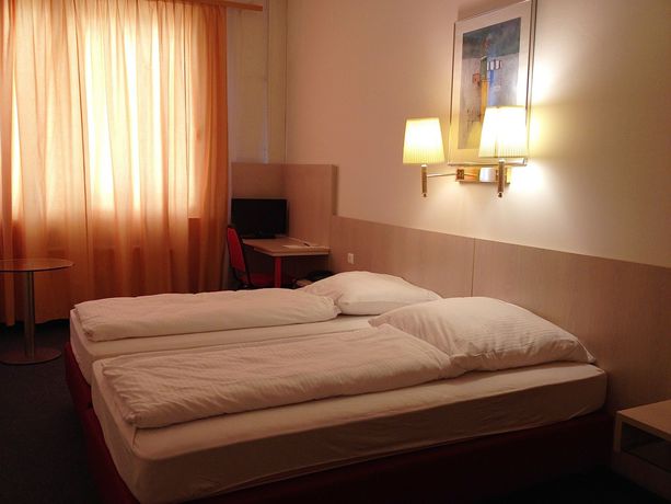 Imagen de la habitación del Hotel New Fair Munich Messe. Foto 6