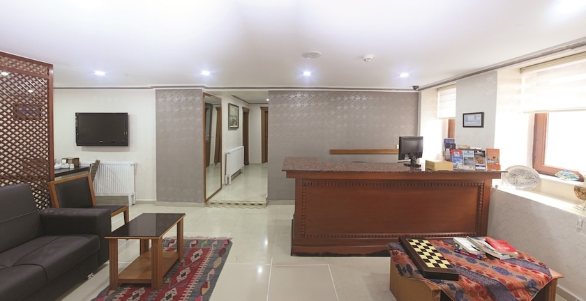 Imagen de los interiores del Hotel New House. Foto 18