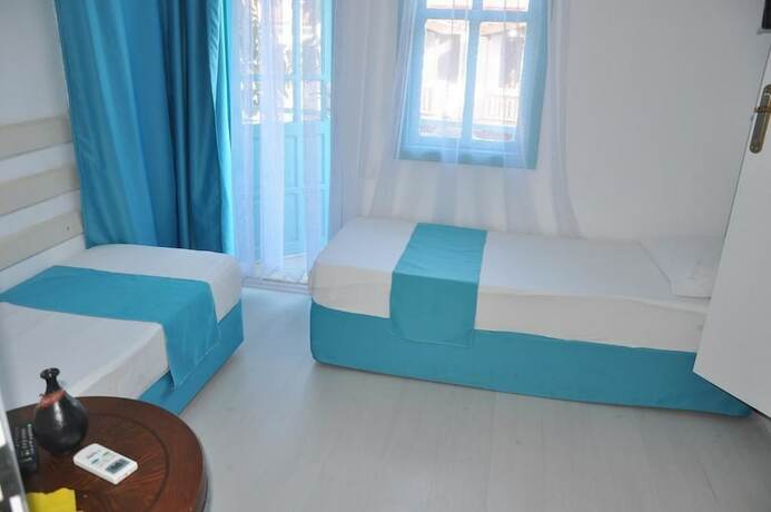 Imagen de la habitación del Hotel Nisa. Foto 8
