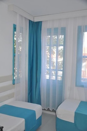 Imagen de la habitación del Hotel Nisa. Foto 16