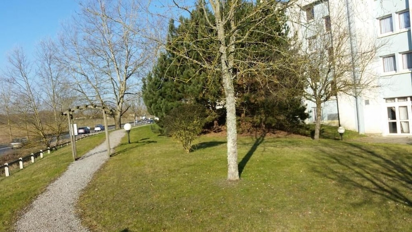 Imagen de los exteriores del Hotel Noctuel. Foto 10