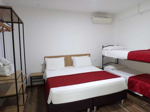 Imagen general del Hotel Nord Est. Foto 4