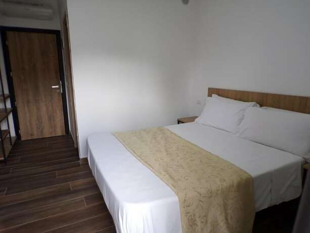 Imagen general del Hotel Nord Est. Foto 6