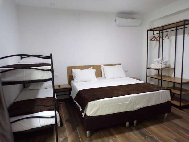 Imagen general del Hotel Nord Est. Foto 9