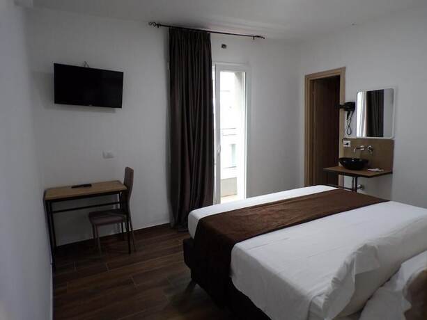 Imagen general del Hotel Nord Est. Foto 11