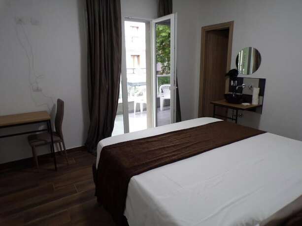 Imagen general del Hotel Nord Est. Foto 12