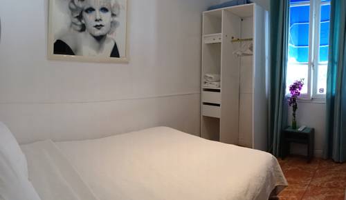 Imagen de la habitación del Hotel Normandy. Foto 12