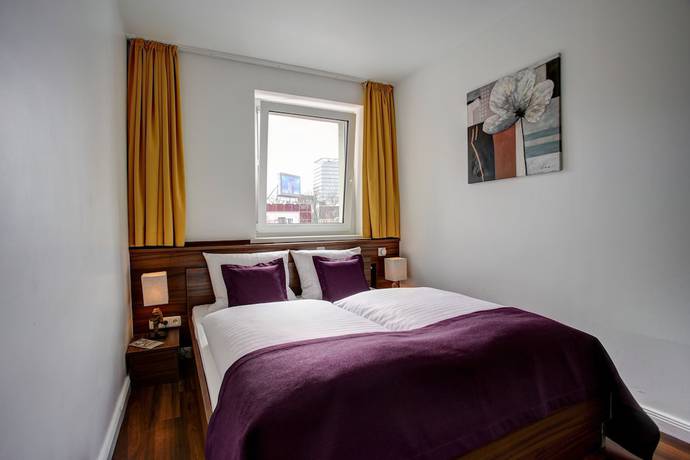 Imagen de la habitación del Hotel North. Foto 10