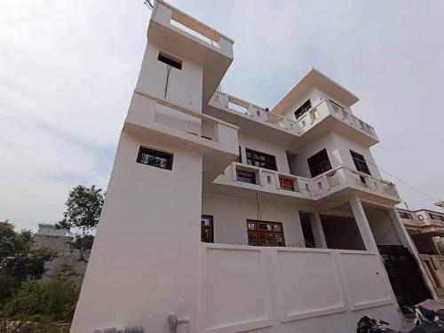 Imagen general del Hotel O Home Ayodhya Homestay. Foto 5