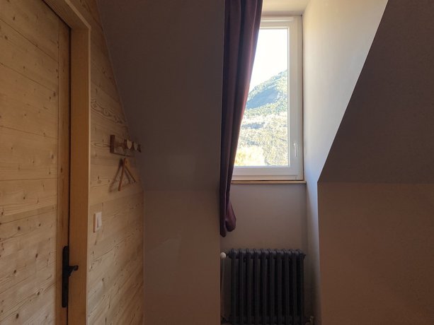 Imagen de la habitación del Hotel Oberland. Foto 4