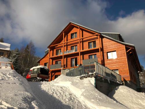 Imagen de la habitación del Hotel Obzor. Foto 2