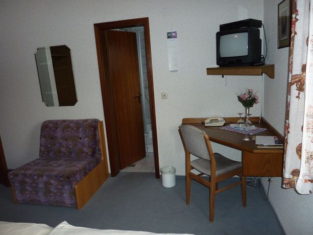 Imagen de la habitación del Hotel Ockenheim. Foto 6