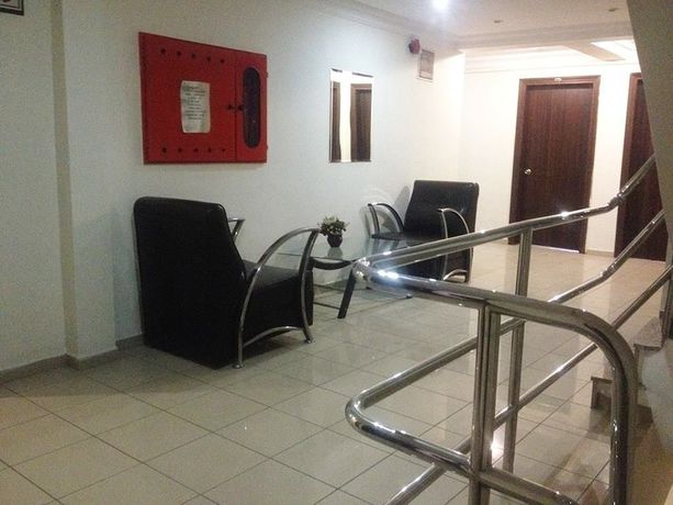 Imagen de los interiores del Hotel Okay. Foto 14
