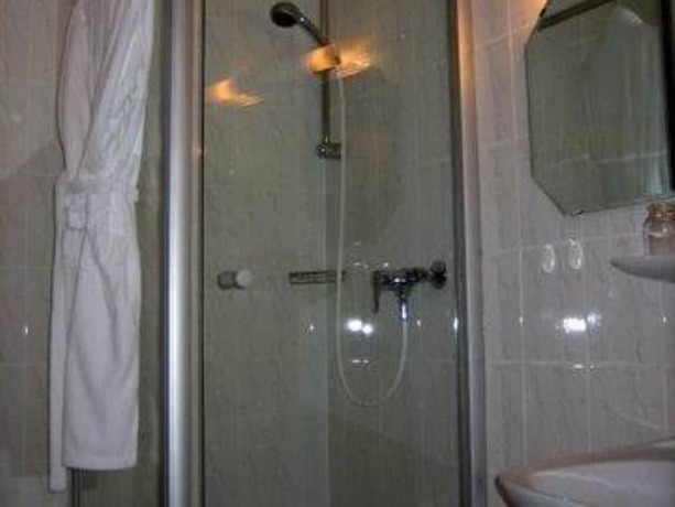 Imagen de la habitación del Hotel Olympia, Frechen. Foto 3
