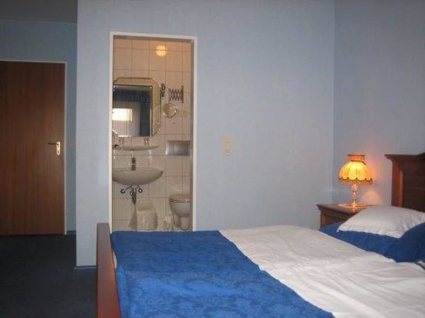 Imagen de la habitación del Hotel Olympia, Frechen. Foto 8