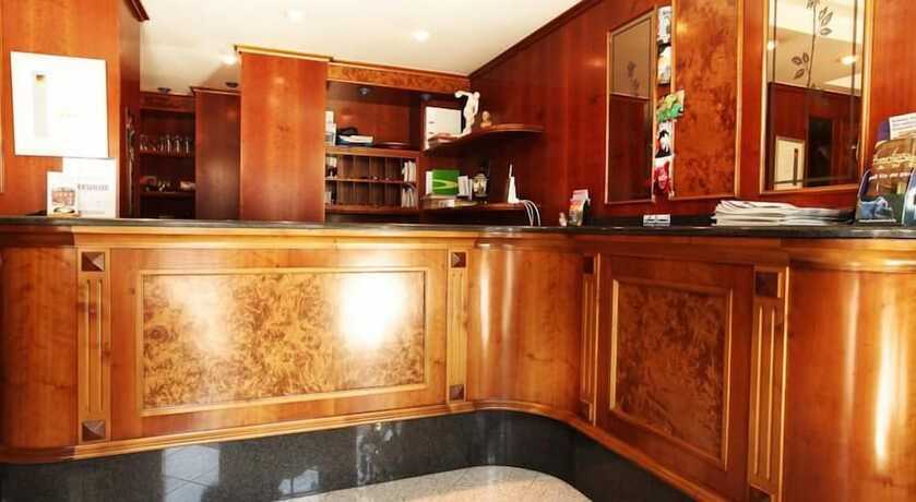 Imagen de los interiores del Hotel Olympia, Frechen. Foto 18