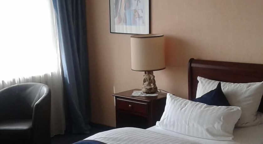 Imagen de la habitación del Hotel Olympia, Frechen. Foto 10