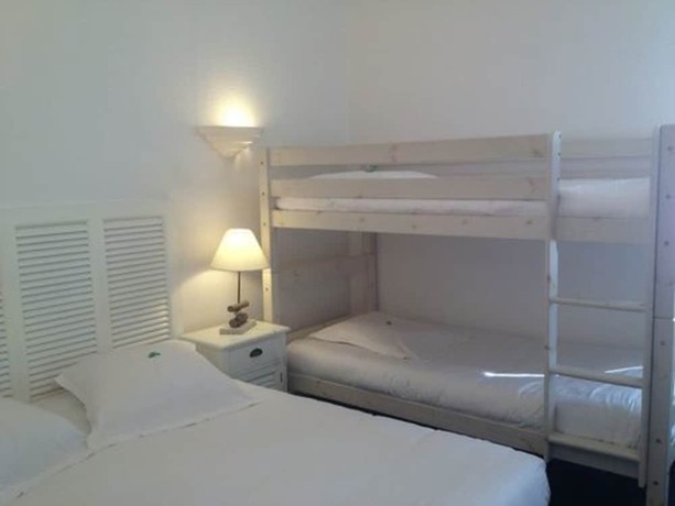 Imagen de la habitación del Hotel Orange Marine. Foto 13