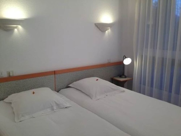 Imagen de la habitación del Hotel Orange Marine. Foto 16