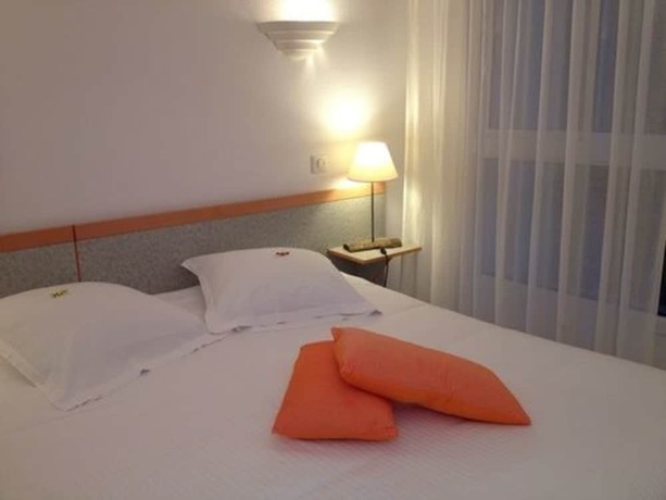 Imagen de la habitación del Hotel Orange Marine. Foto 18
