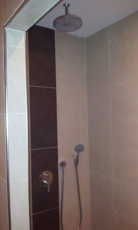 Imagen de la piscina del Hotel Orbtal. Foto 16