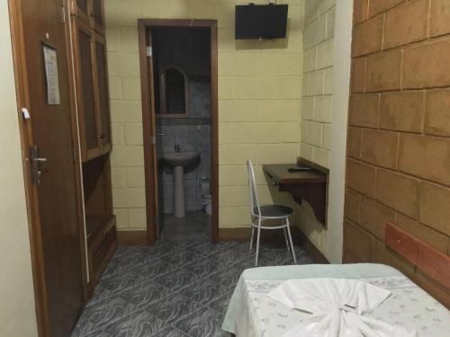 Imagen de la habitación del Hotel Orion. Foto 4