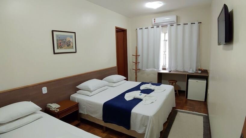 Imagen de la habitación del Hotel Orleans. Foto 2