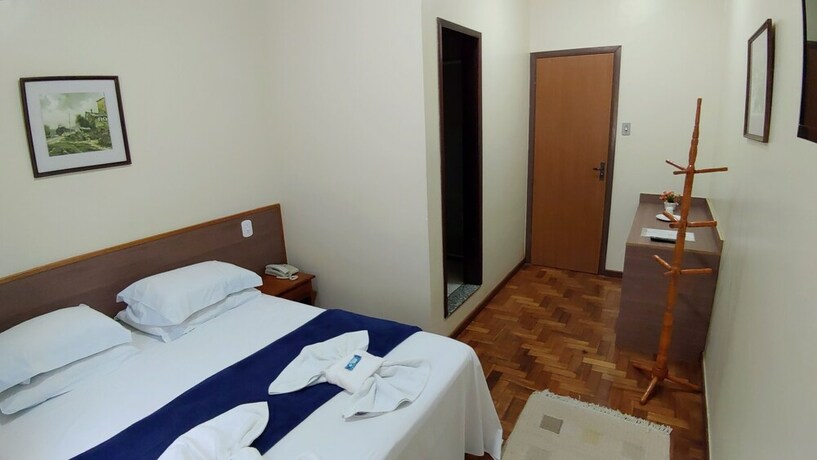 Imagen de la habitación del Hotel Orleans. Foto 3