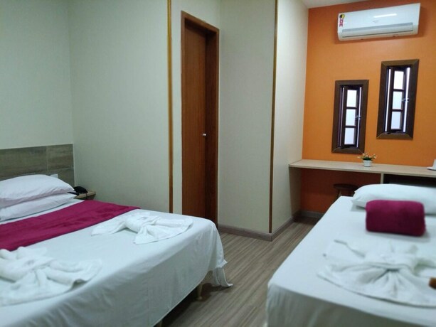 Imagen de la habitación del Hotel Orleans. Foto 6