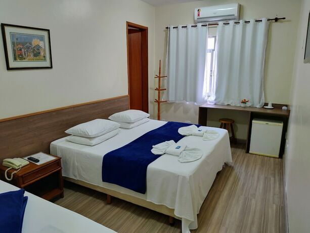 Imagen de la habitación del Hotel Orleans. Foto 7