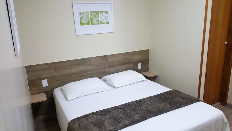 Imagen de la habitación del Hotel Orleans. Foto 13