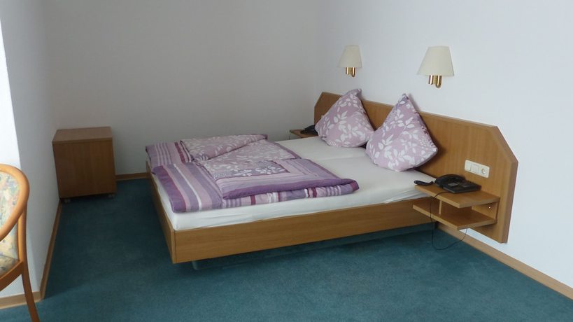 Imagen de la habitación del Hotel Ortenberger Hof. Foto 15
