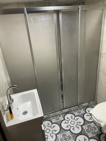 Imagen de la habitación del Hotel Otağ. Foto 19
