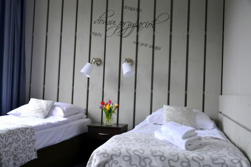 Imagen general del Hotel Otomin. Foto 3