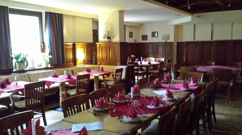 Imagen del bar/restaurante del Hotel Oybiner Hof. Foto 11