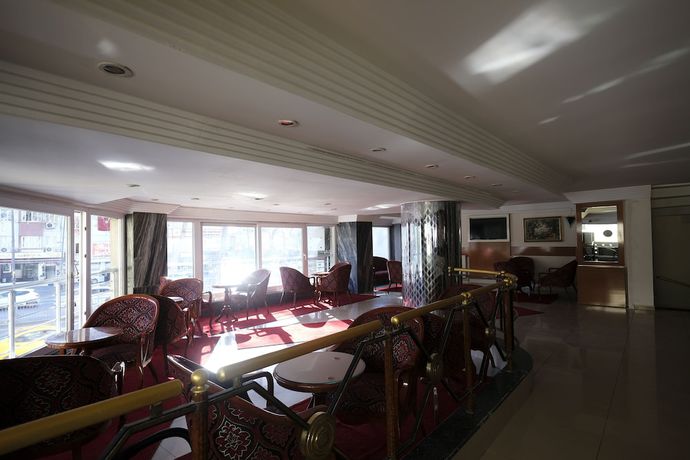 Imagen de los interiores del Hotel Ozbek. Foto 16