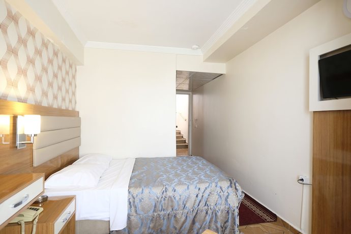 Imagen de la habitación del Hotel Ozbek. Foto 6