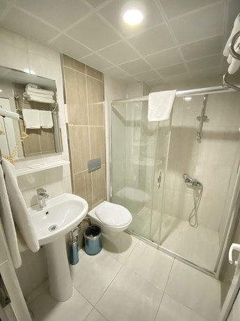 Imagen de la habitación del Hotel Ozeren 2. Foto 16