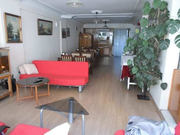 Imagen de los interiores del Hotel Ozkar. Foto 16