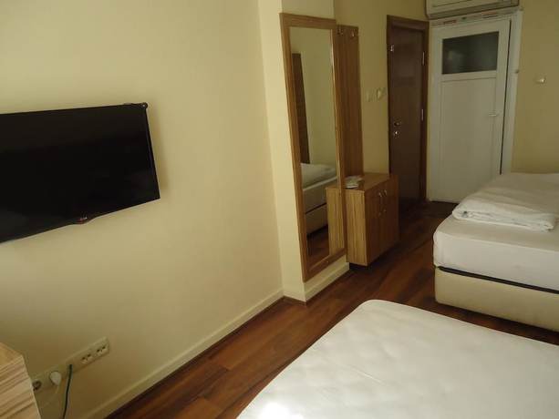 Imagen de la habitación del Hotel Ozkar. Foto 3