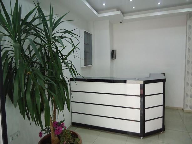 Imagen de los interiores del Hotel Ozkar. Foto 17