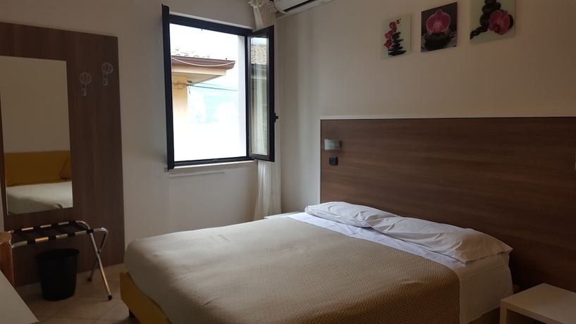 Imagen de la habitación del Hotel Pace. Foto 10