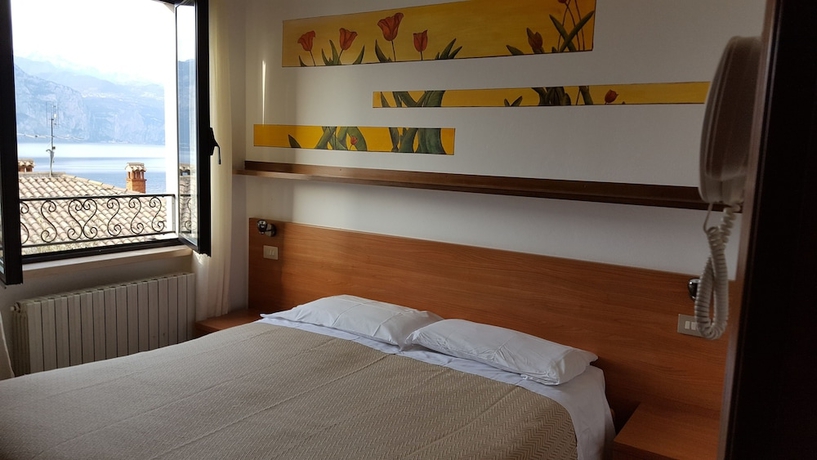 Imagen de la habitación del Hotel Pace. Foto 14