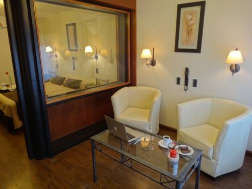 Imagen general del Hotel Pac&iacute;fico. Foto 9