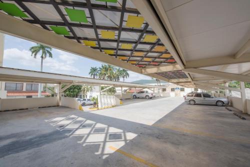 Imagen general del Hotel Palace Inn. Foto 10