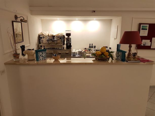 Imagen de los interiores del Hotel Palatium Mari. Foto 20